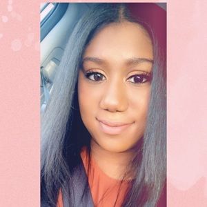 Meet your Posher, Kendra